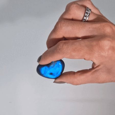 Piedras de Labradorita de Madagascar - Corazon (aprox 17-31g 30- 40mm)