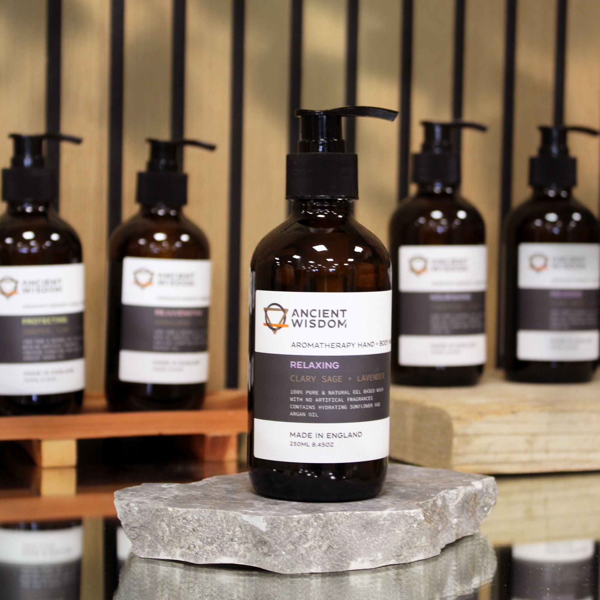 Jabón líquido de manos y cuerpo de enebro, lima y menta verde 250ml